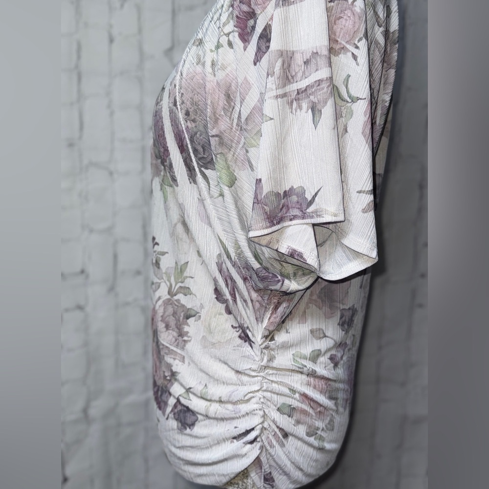 Espresso Floral Blouse in Soft Pastels - Picture 2 of 4